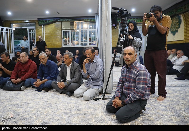 رونمایی از کتاب عکس جاویدالاثر کاظم اخوان