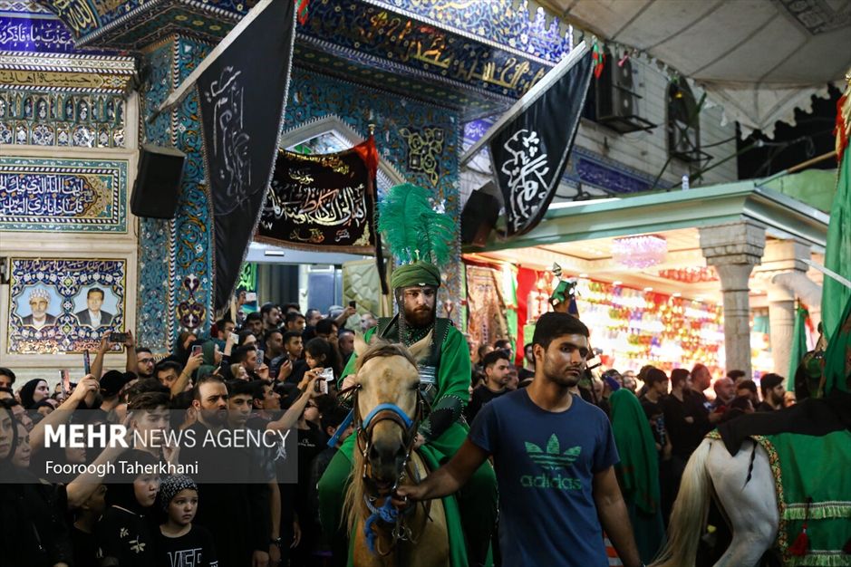 آئین مشعل گردانی در دولت آباد