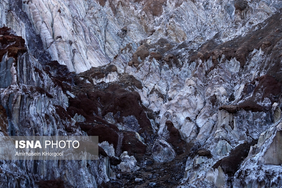 کوه‌های نمک جزیره هرمز