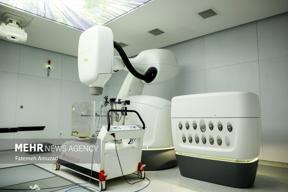 بازدید خبرنگاران از مرکز جامع سرطان برکت