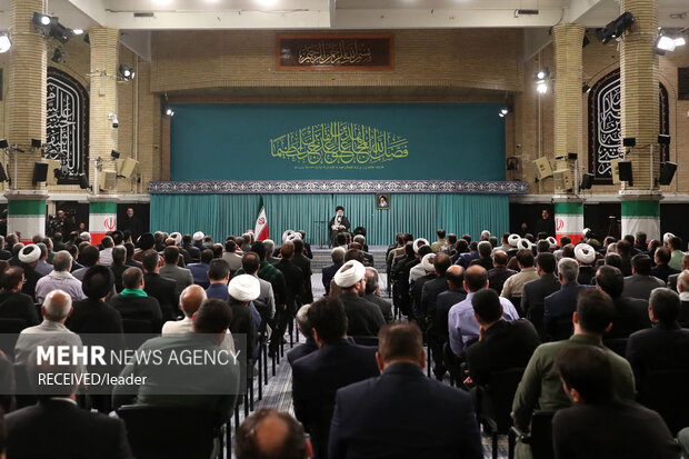 دیداراعضای ستاد برگزاری کنگره ملی شهدای استان اردبیل بارهبرانقلاب