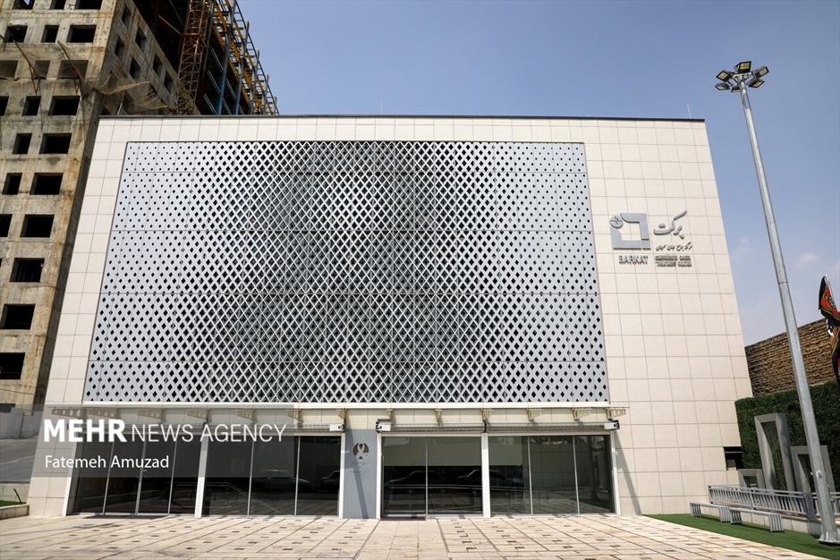 بازدید خبرنگاران از مرکز جامع سرطان برکت