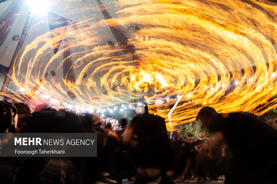 آئین مشعل گردانی در دولت آباد