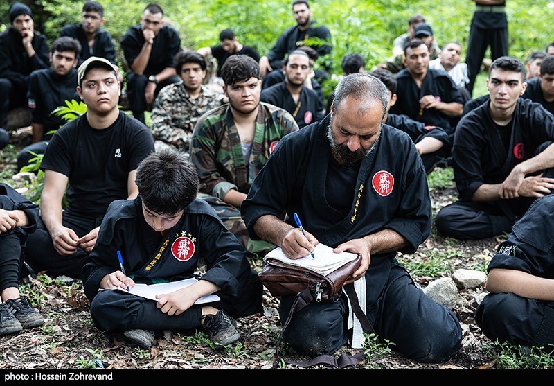 دوره ویژه مهارت و زندگی در شرایط سخت و بقاء در طبیعت