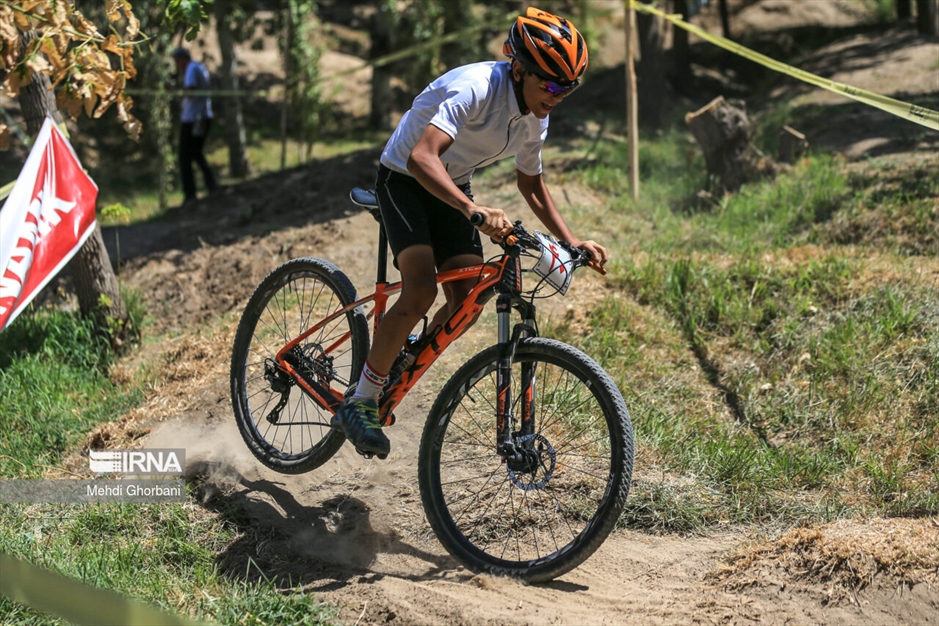 مسابقات المپیاد دوچرخه سواری نوجوانان