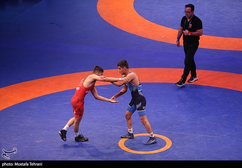 مسابقات کشتی قهرمانی بسیج کشور