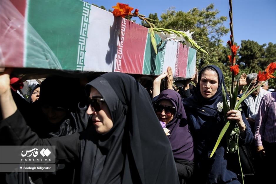 تشییع و تدفین شهید گمنام در دانشکده هواپیمایی کشوری