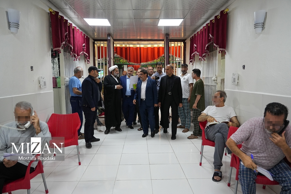 بازدید رئیس کل دادگستری تهران از ندامتگاه تهران بزرگ