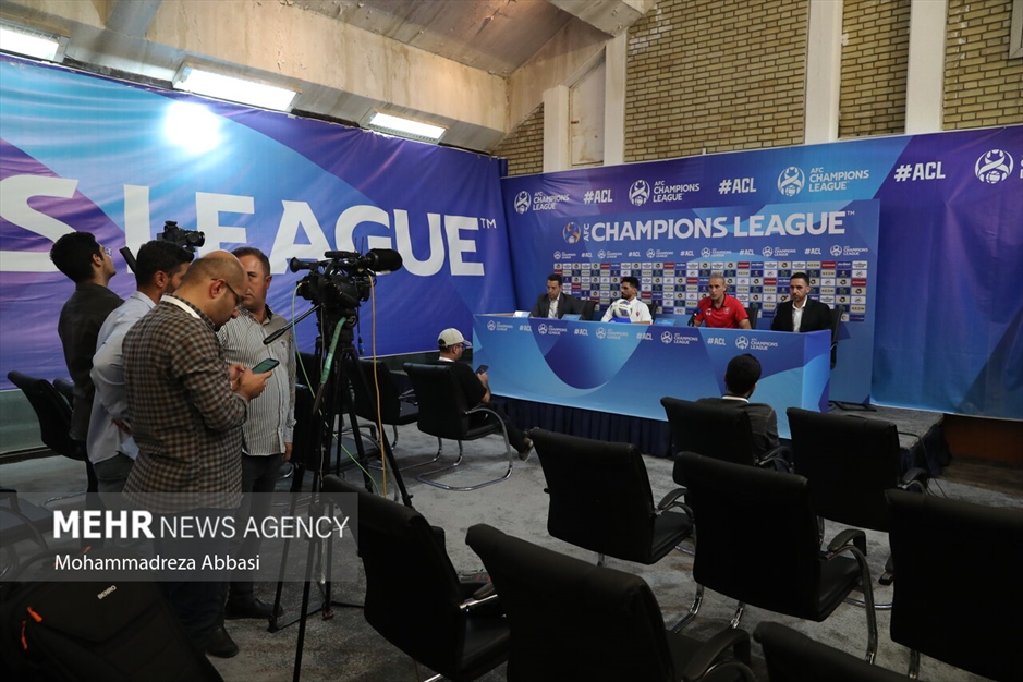 نشست خبری سرمربی تیم فوتبال پرسپولیس تهران