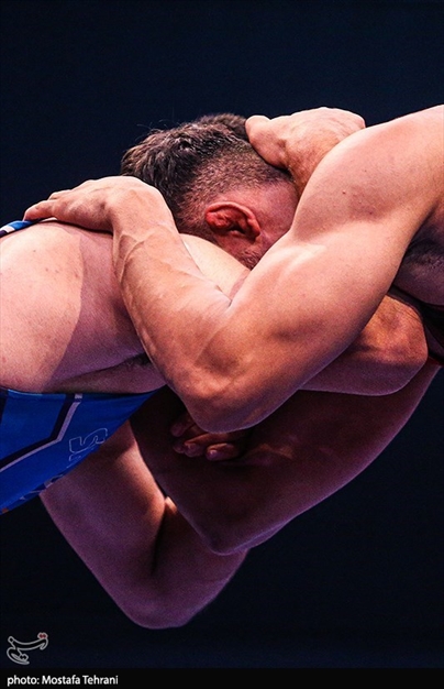 مسابقات کشتی قهرمانی بسیج کشور