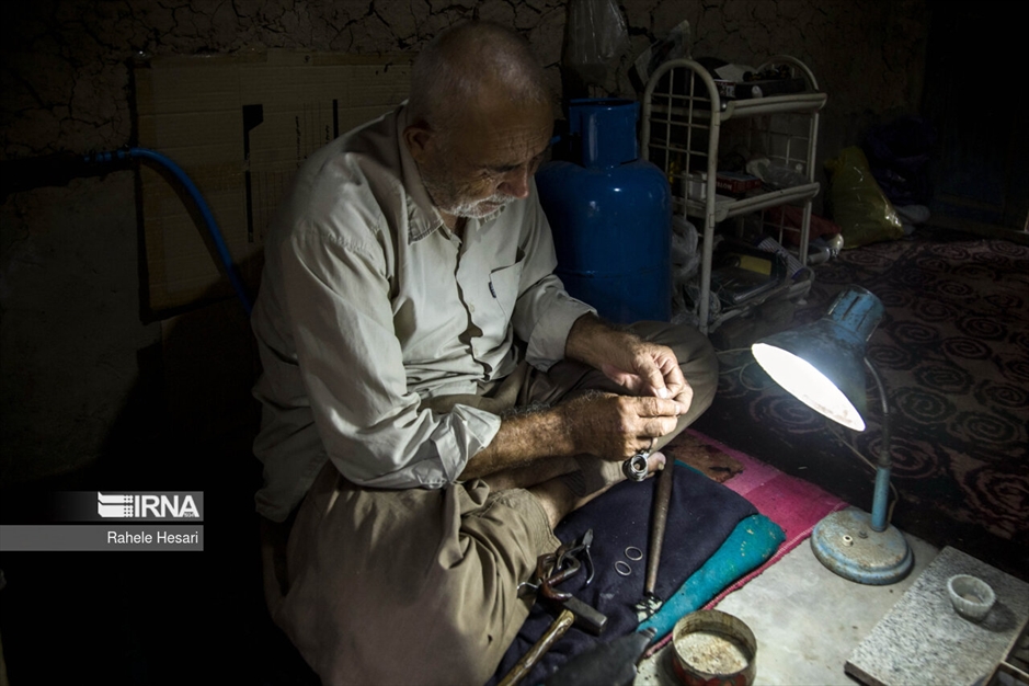 ساخت زیور آلات ترکمن