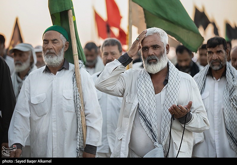 پیاده روی زائرین اربعین حسینی - عراق