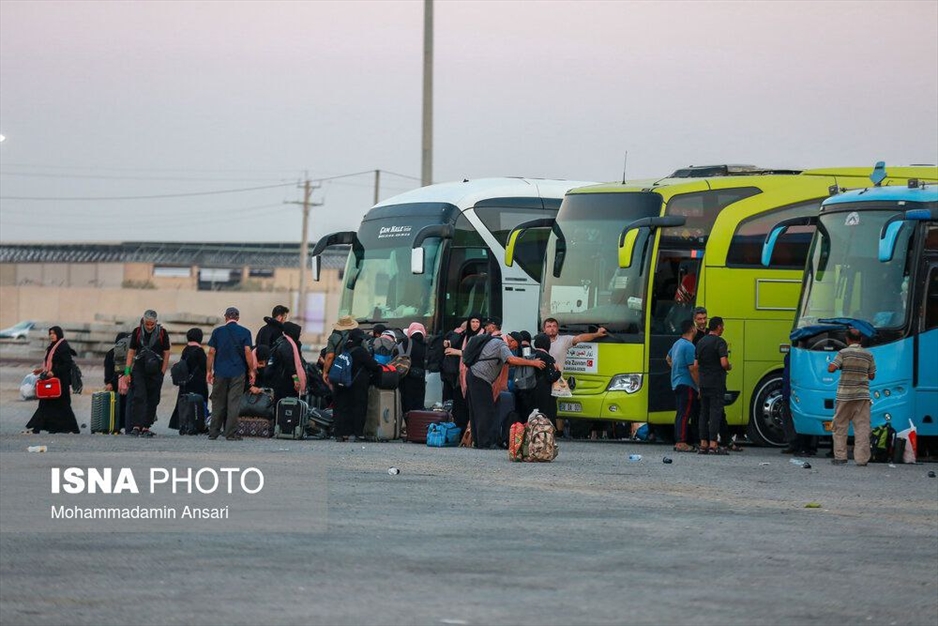 بازگشت زائرین اربعین حسینی از مرز شلمچه