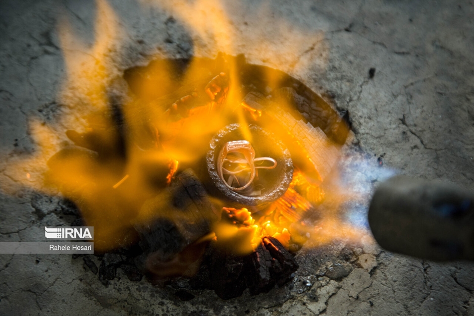 ساخت زیور آلات ترکمن