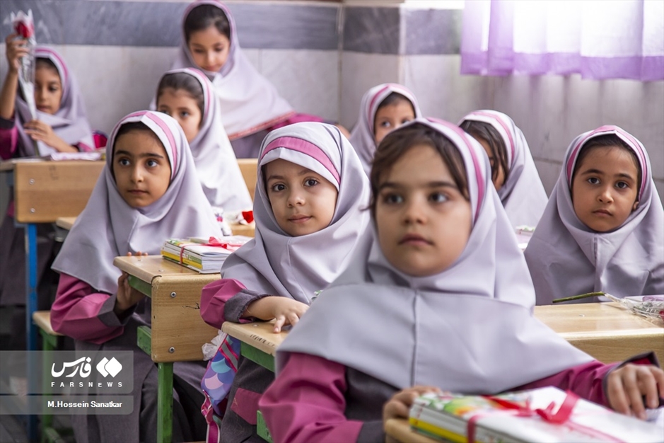 آئین جشن شکوفه ها