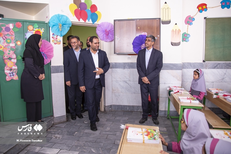 آئین جشن شکوفه ها