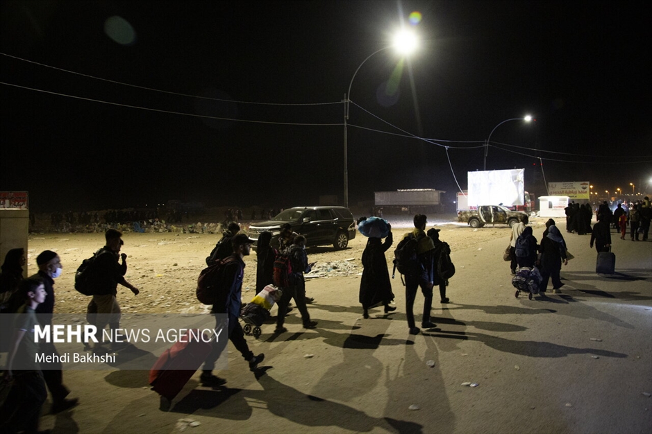 بازگشت شبانه زائران اربعین