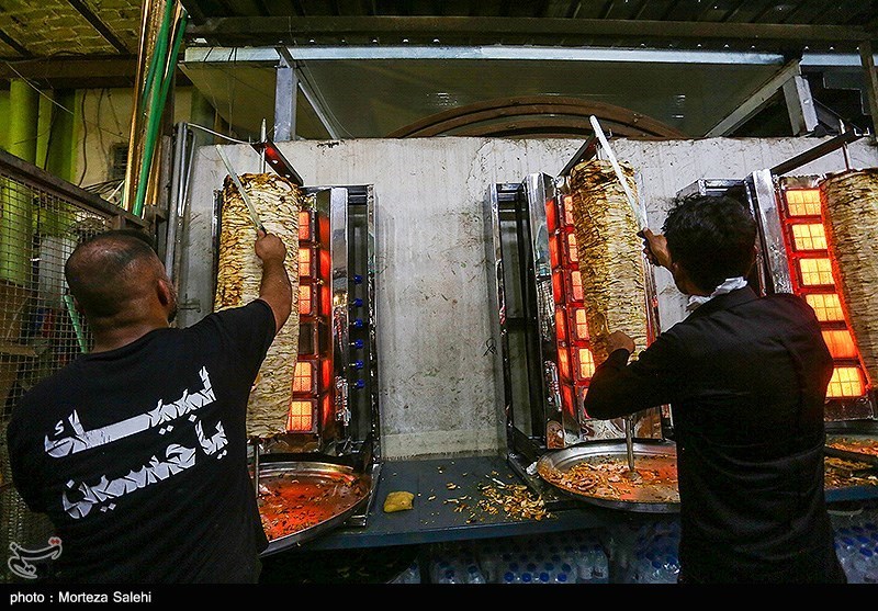 موکب های پذیرایی از زائرین اربعین در شهر کربلا