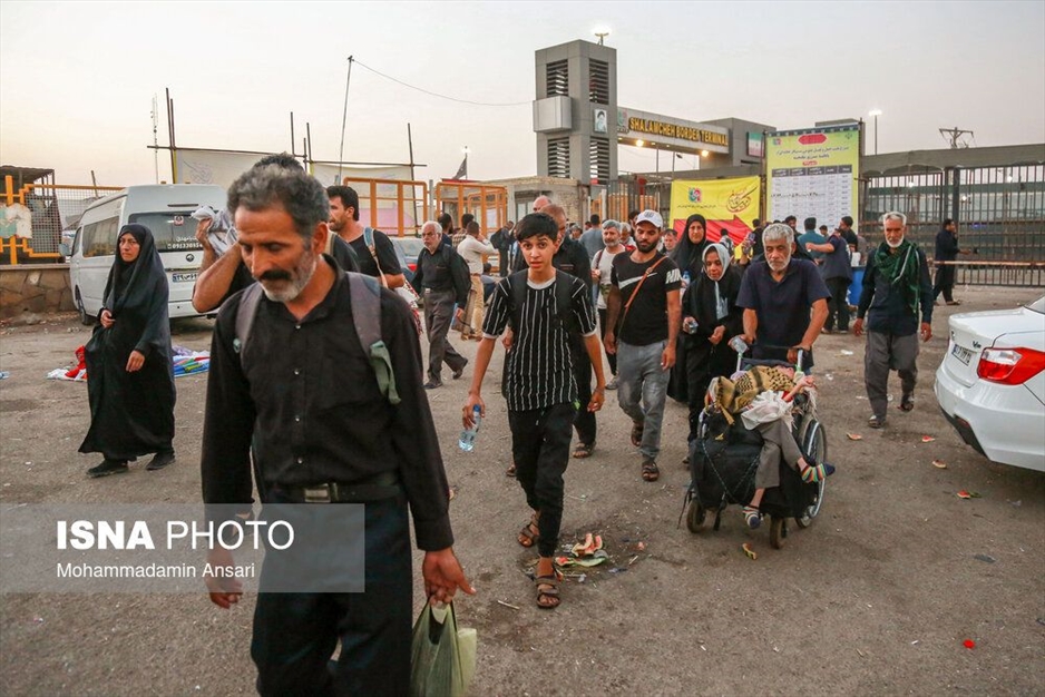 بازگشت زائرین اربعین حسینی از مرز شلمچه