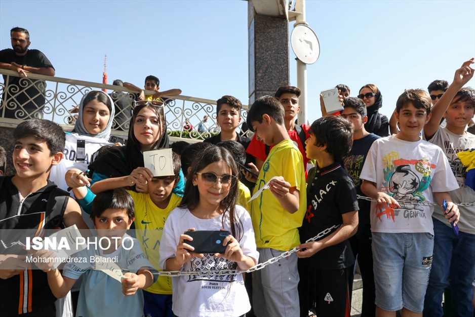 ورود تیم فوتبال النصر عربستان به هتل اسپیناس پالاس