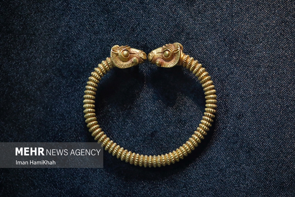 نمایش ۱۱ شیء هخامنشی و ساسانی در موزه هگمتانه