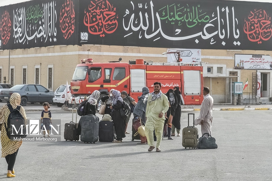 زائران پاکستانی اربعین در مرز میرجاوه
