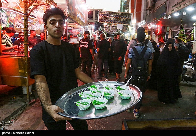 موکب های پذیرایی از زائرین اربعین در شهر کربلا