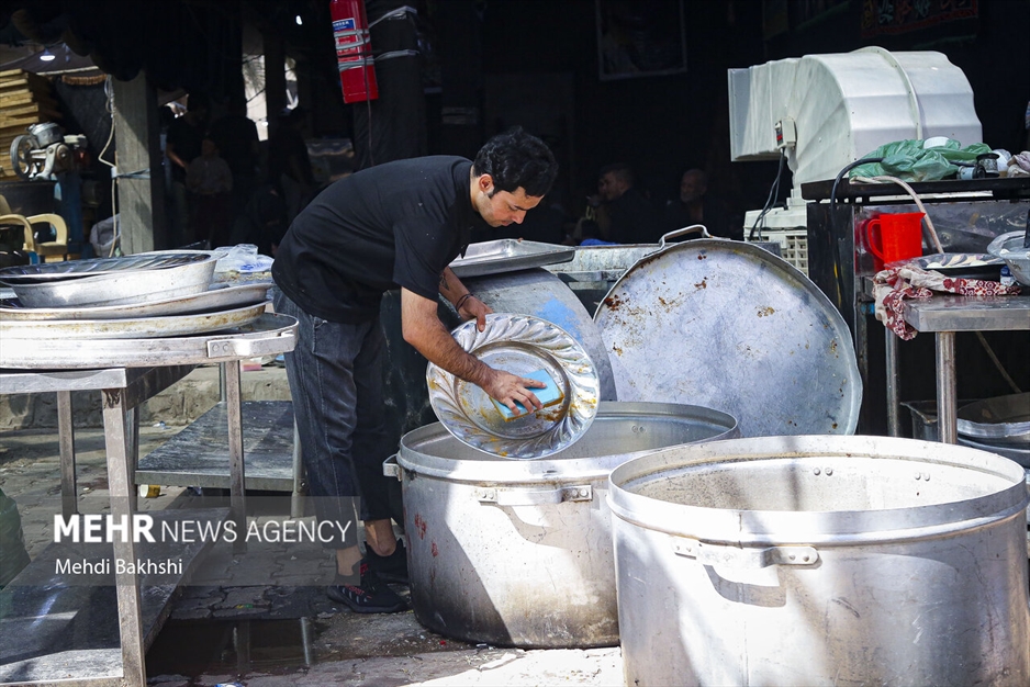 جمع آوری موکب‌های اربعین در کربلا