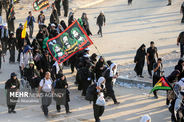 در این جاده قدم زدن چه زیباست