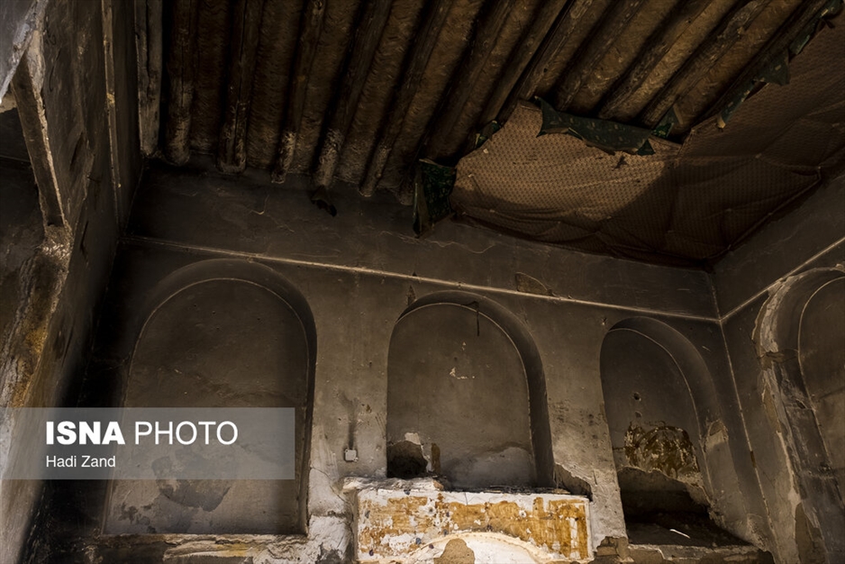 «شکوه‌السلطنه» یا «امین لشکر»