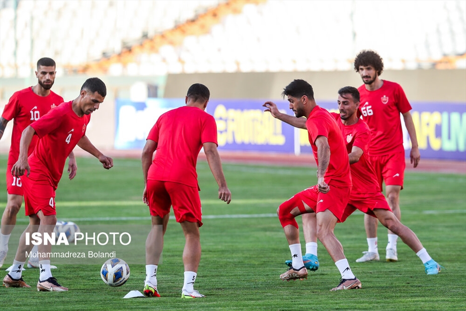 تمرین و نشست خبری تیم فوتبال پرسپولیس پیش از دیدار با النصر عربستان