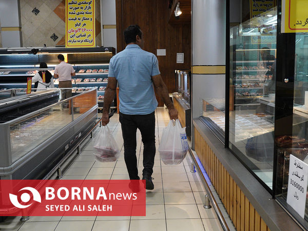 توزیع گوشت گرم وارداتی با نظارت وزارت جهاد