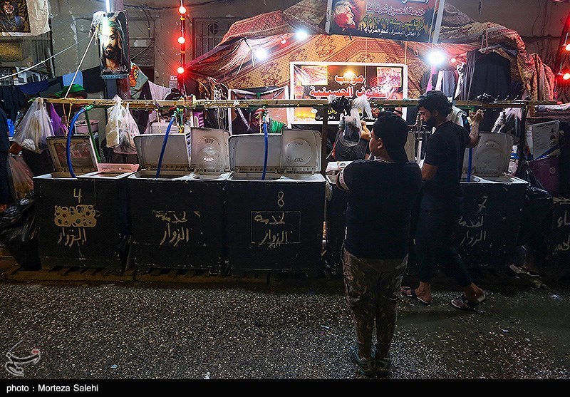 موکب های پذیرایی از زائرین اربعین در شهر کربلا