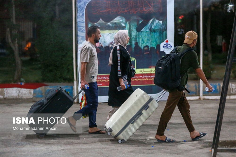 بازگشت زائرین اربعین حسینی از مرز شلمچه