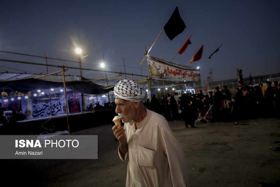 تردد شبانه زائران اربعین حسینی از مرز شلمچه