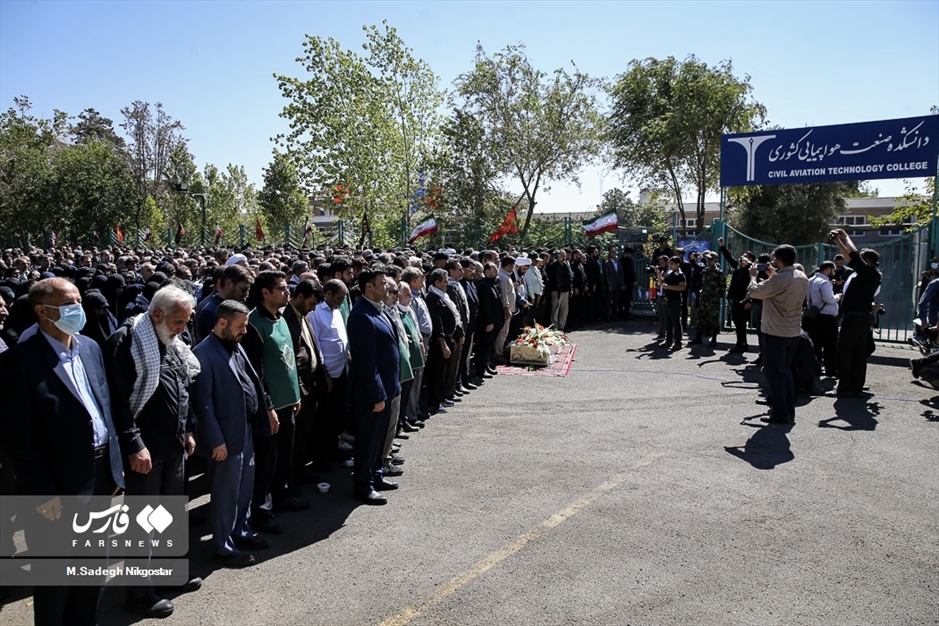 تشییع و تدفین شهید گمنام در دانشکده هواپیمایی کشوری