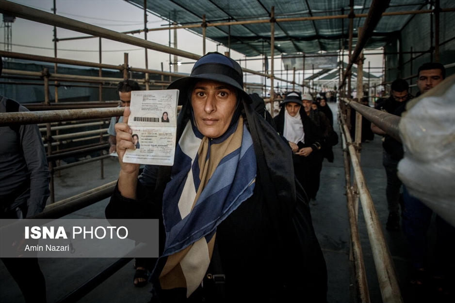 تردد شبانه زائران اربعین حسینی از مرز شلمچه