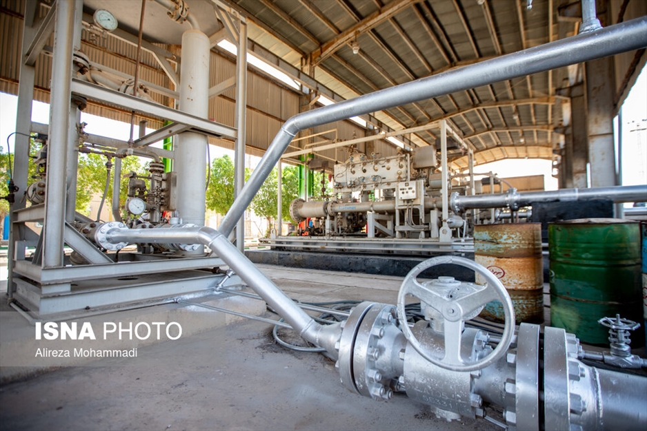 بازدید اصحاب رسانه از شرکت بهره‌برداری نفت و گاز کارون