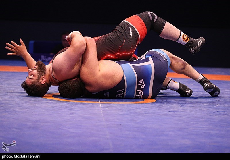 مسابقات کشتی قهرمانی بسیج کشور