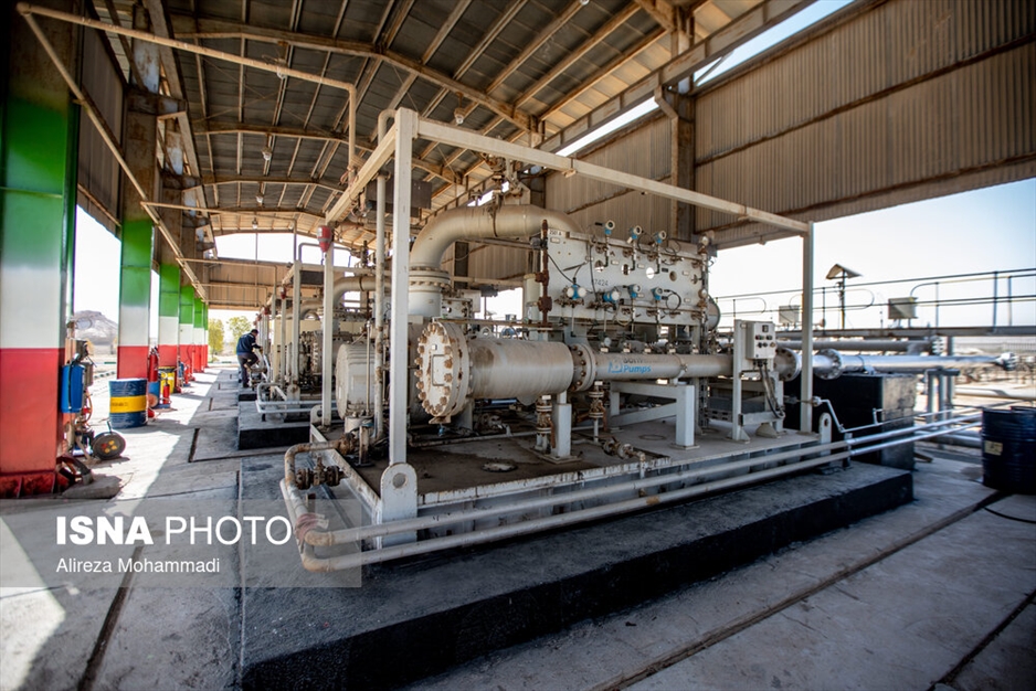 بازدید اصحاب رسانه از شرکت بهره‌برداری نفت و گاز کارون