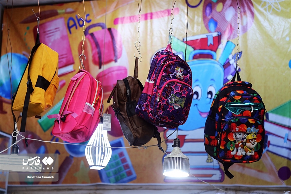 بازار لوازم التحریر سنندج در آستانه آغاز سال تحصیلی جدید