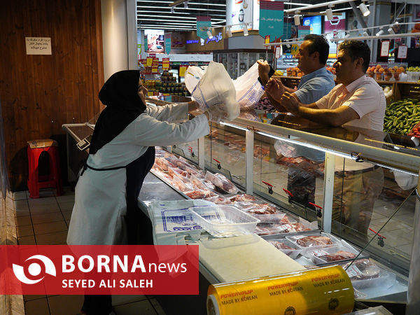 توزیع گوشت گرم وارداتی با نظارت وزارت جهاد