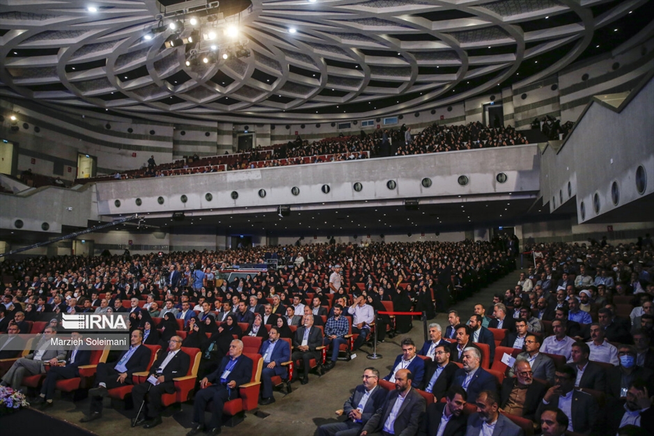 همایش مدیران مدارس سراسر کشور