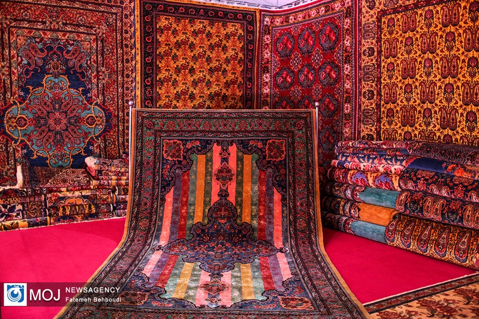 سی امین نمایشگاه بین المللی فرش دستباف تهران