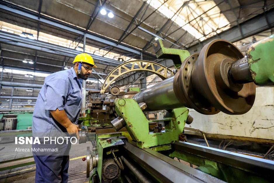 بازدید اصحاب رسانه از شرکت بهره‌برداری نفت و گاز کارون