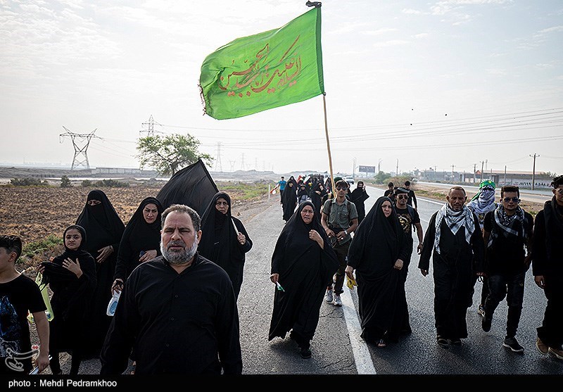 حرکت کاروان پیاده‌روی اربعین از ملاشیه‌ی اهواز