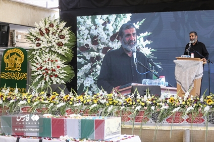 تشییع و تدفین شهید گمنام در دانشکده هواپیمایی کشوری