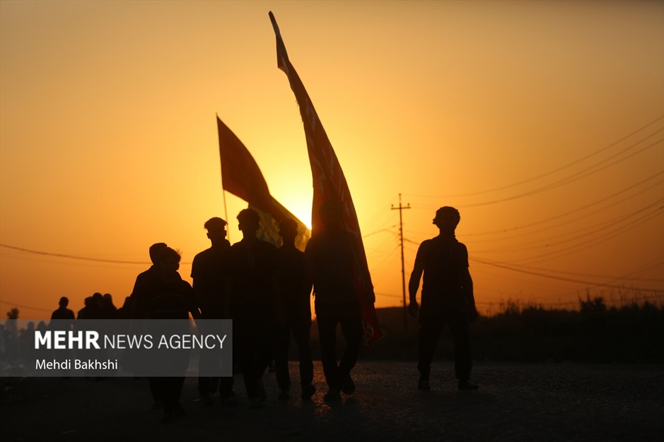 پیاده روی زائرین اربعین در منطقه بابلِ عراق