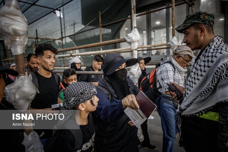تردد شبانه زائران اربعین حسینی از مرز شلمچه