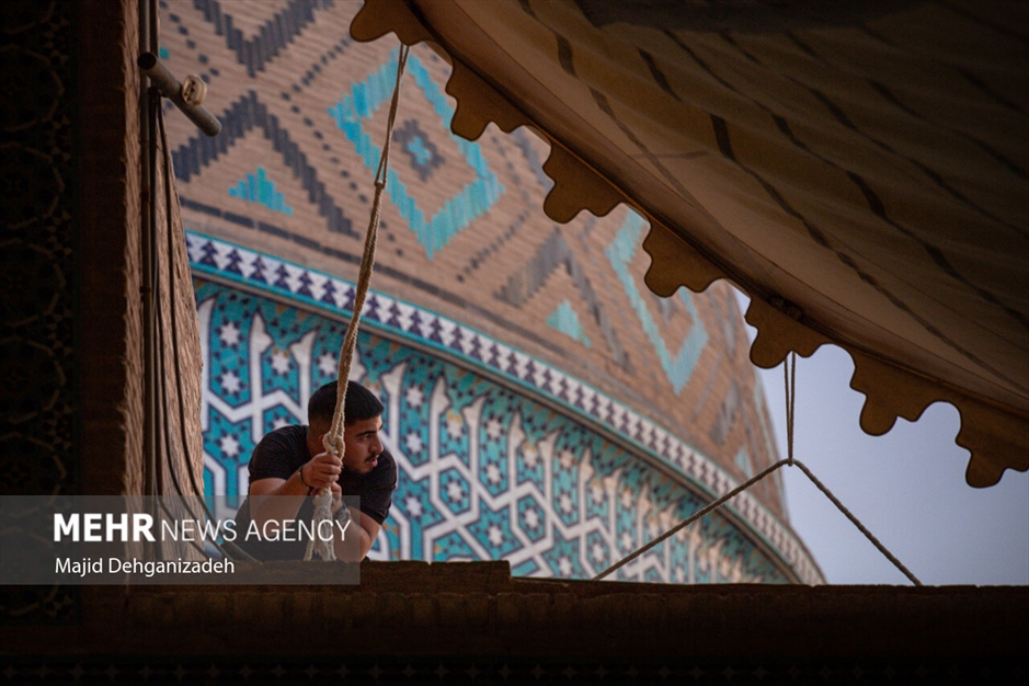 مراسم سنتی پوش کشی در مسجد جامع یزد